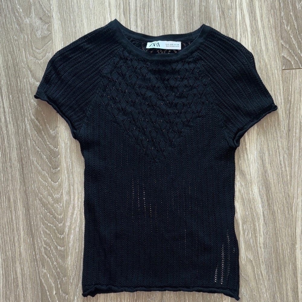 Zara Pattered Black Knit Tee